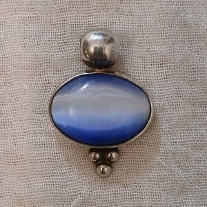 Vintage Blue Cat's Eye & 925 Silver Pendant Mexico 1"×1.25"